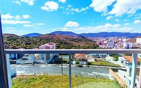 Apto 8min do Centro de Poços MBI022